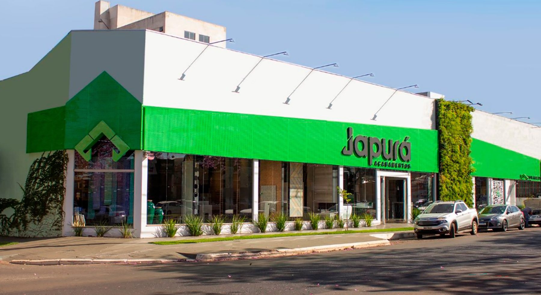 Fachada atual da Japurá Acabamentos em Maringá